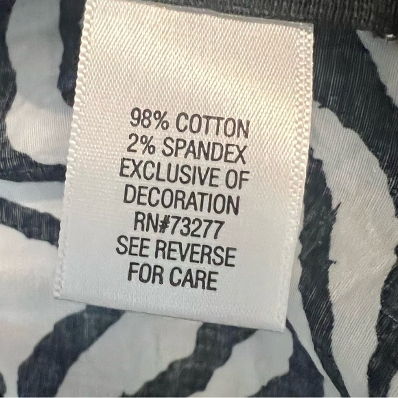 Dana Buchman Signature Top - Picture 6 of 6